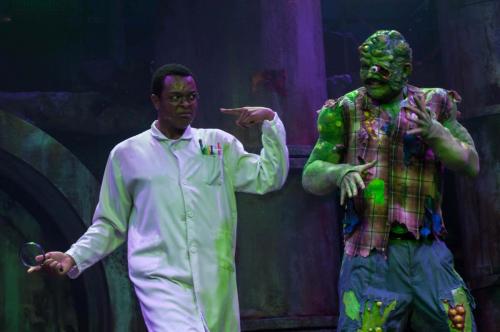 THE TOXIC AVENGER THE MUSICAL 14 Ché Francis  and Mark Anderson Photo Irina Chira